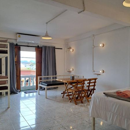 8 SLEEPER STREET Hostel Krabi town Exterior foto