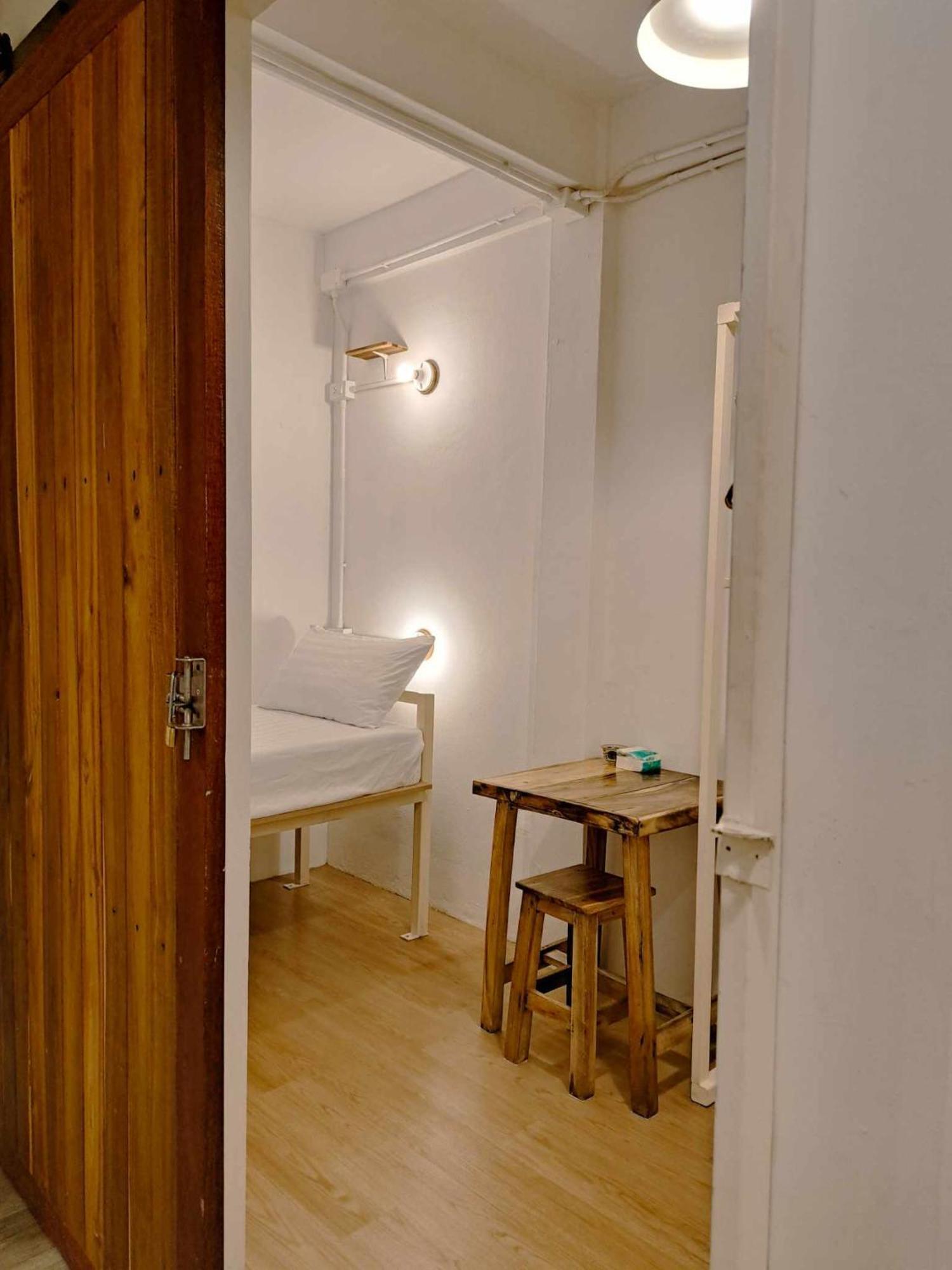 8 SLEEPER STREET Hostel Krabi town Exterior foto